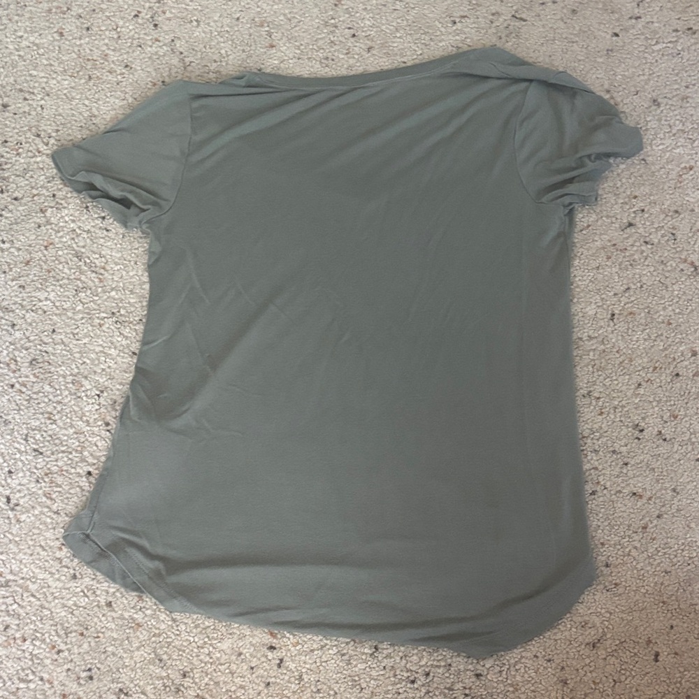 Abercrombie & Fitch Short Sleeve Tee in Dark Green - Picture 3 of 3